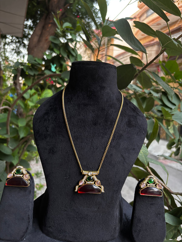 MAROON STONE PENDANT SET WITH EARRINGS