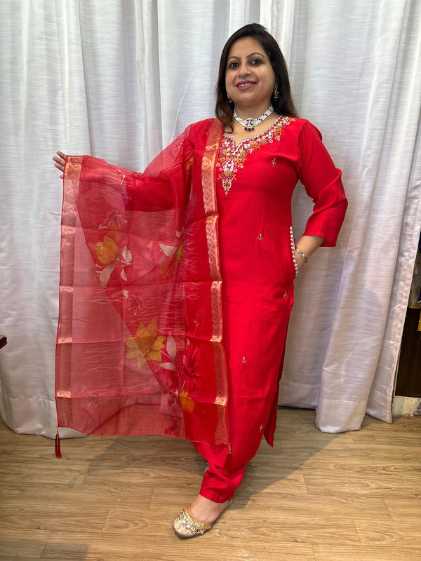 RED MUSLIN HANDWORK SUIT SET WITH FLORAL PRINTED DUPATTA