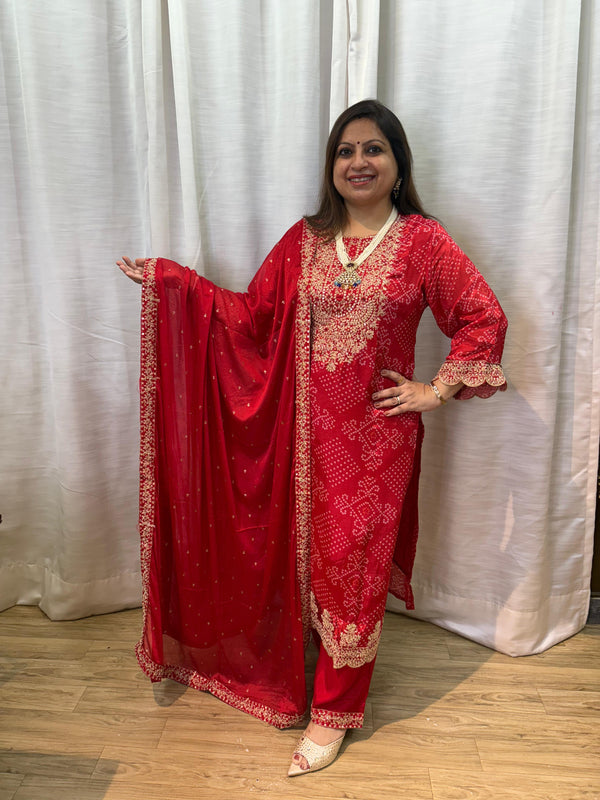 CHINNON CREPE RED BANDHANI STRAIGHT KURTA SET ( 10% off)
