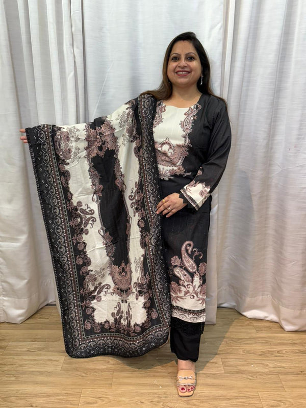 PAKISTANI STYLE SUIT (AFSANA )