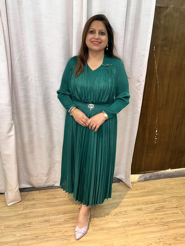 IMPORTED V NECKLINE DRESS
