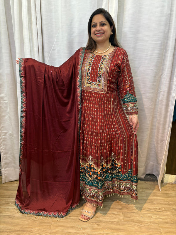 MUSLIN MAROON FUSION PRINTED FESTIVE ANARKALI SET