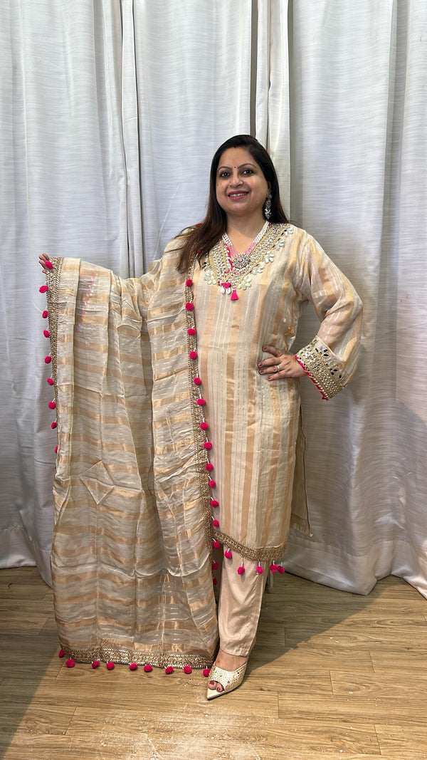 CHAMPAGNE ZARI WORK MIRROR WORK SUIT SET - EN