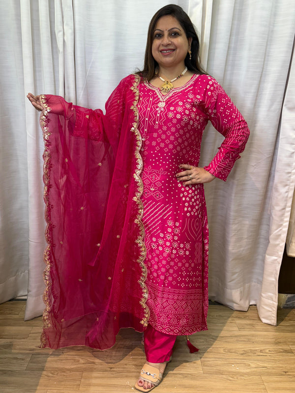 HOT PINK MUSLIN BANDHANI KURTA SET WITH EMBROIDED DUPATTA